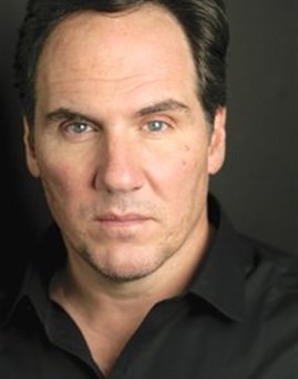 Diễn viên Corey Johnson