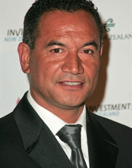 Diễn viên Temuera Morrison