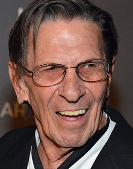 Đạo diễn Leonard Nimoy