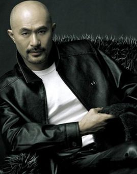 Diễn viên Elvis Tsui